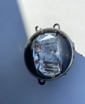 Toyota C-HR I Front fog light