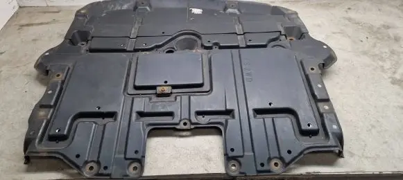 Lexus IS 220D-250-350 Engine splash shield/under tray 5144153060
