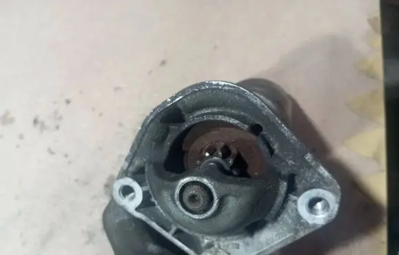 Volvo V70 Starter motor 30724473 20070298