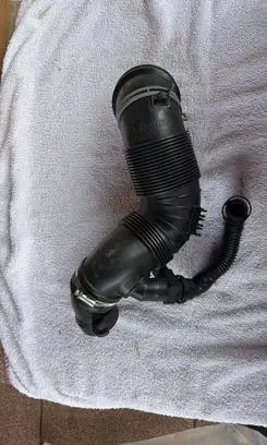 Skoda Superb B6 (3T) Turbo air intake inlet pipe/hose 3C0129654AH