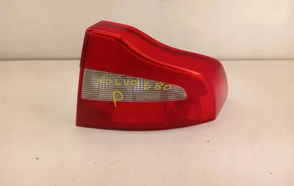 Volvo S80 Rear/tail lights