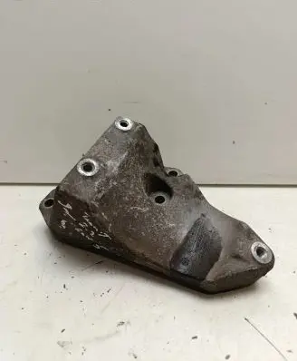 Generator/alternator bracket