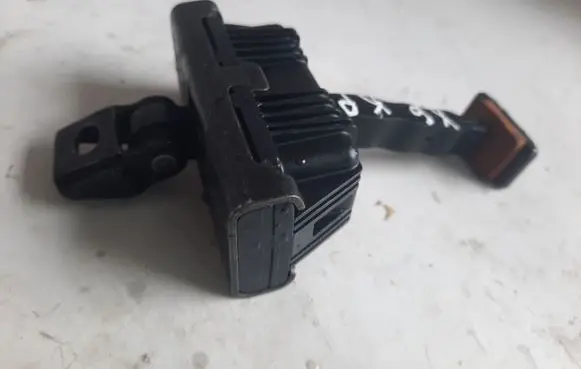 BMW X6 E71 Front door check strap stopper