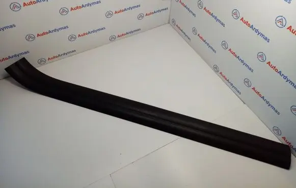 BMW 4 F32 F33 Front sill trim cover 7277639 51477312299