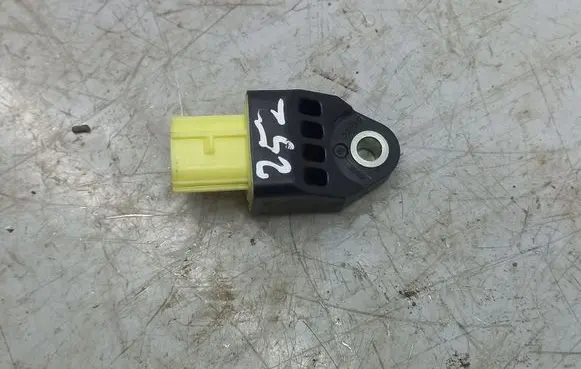Subaru Forester SJ Airbag deployment crash/impact sensor 98237SG020
