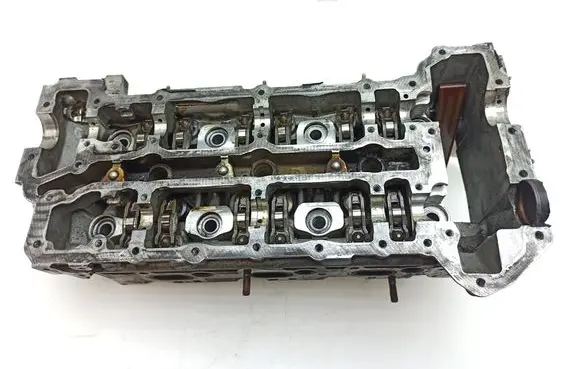 Mercedes-Benz Sprinter W906 Engine head A6420101221