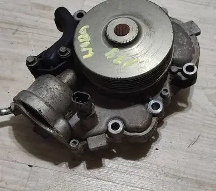 Jeep Grand Cherokee Water pump