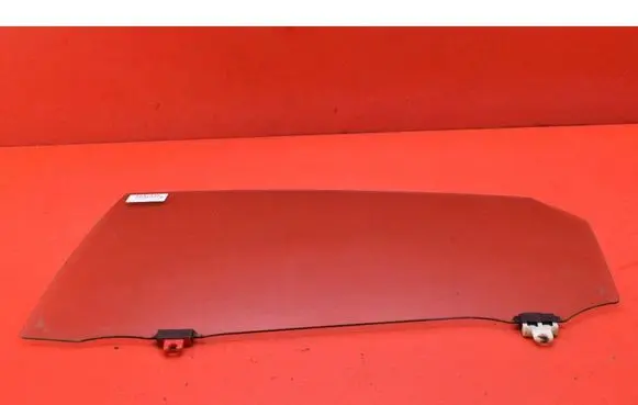 Toyota Prius (XW30) Rear door window glass 