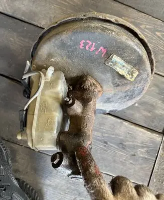Mercedes-Benz W123 Brake booster 463634734