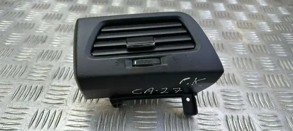 Honda CR-V Dash center air vent grill 77630TA0A