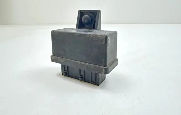 Peugeot 407 Fuel injection pump control unit/module 240107