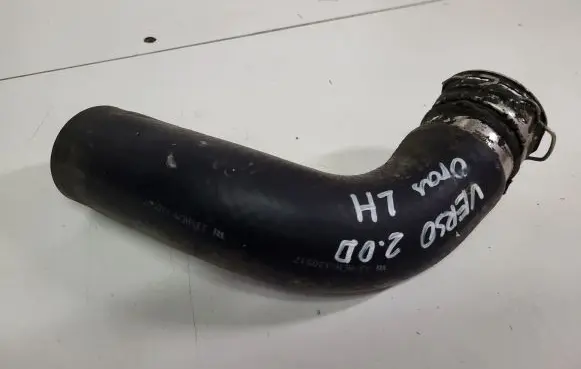Toyota Verso Intercooler hose/pipe