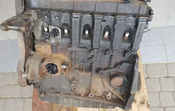 Volkswagen Transporter - Caravelle T4 Engine
