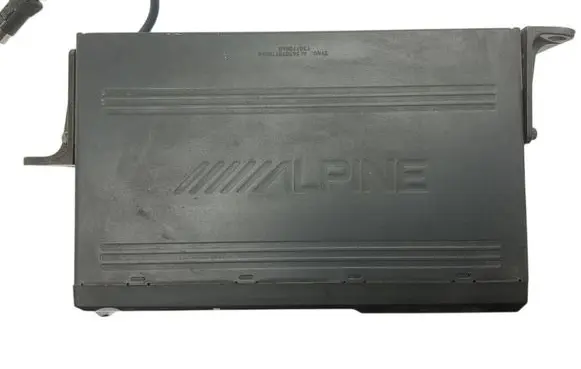 BMW 5 E39 CD/DVD changer CHMS630 T31459 020384