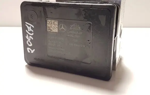 Mercedes-Benz C W205 ABS Pump A2059012800 10091515393 10062239031