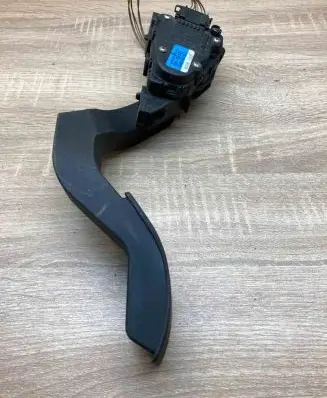 Audi Q5 SQ5 Accelerator throttle pedal 8D1728523 6PV007770 WithPlug