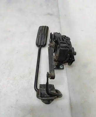Renault Clio II Accelerator throttle pedal 8200089851 6PV00811924