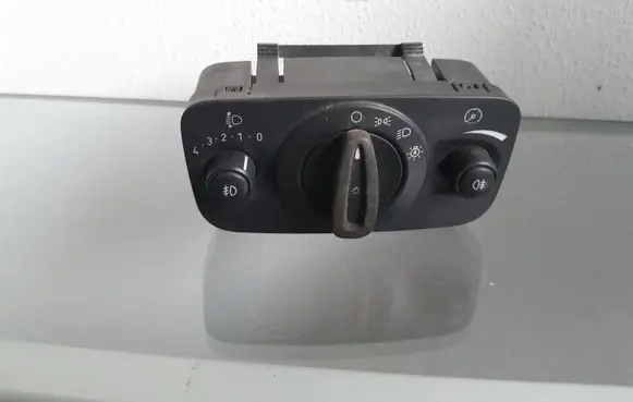Ford Mondeo MK IV Light switch 10003926 BG9T13A024CA