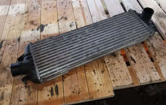 Nissan Primastar Intercooler radiator 8200219497 8200219497A