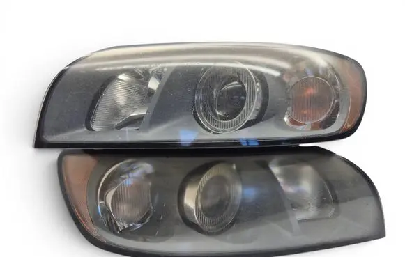 Volvo V50 Headlight/headlamp 30678913 30698648