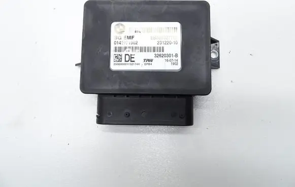 BMW 5 F10 F11 Hand brake control module 6863277