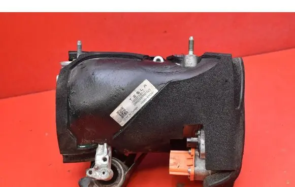 Tesla Model Y Air conditioning (A/C) compressor (pump) 150221300C