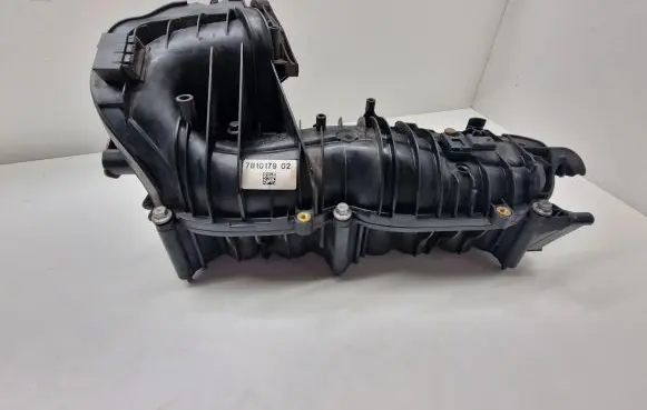 BMW 1 E81 E87 Intake manifold 7810179