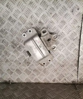 Audi A3 S3 8P Engine mount bracket 1k0199555