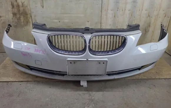BMW 5 E60 E61 Front bumper 717868311