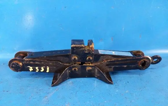 Mazda 3 II Lift Jack GJ6A37790A