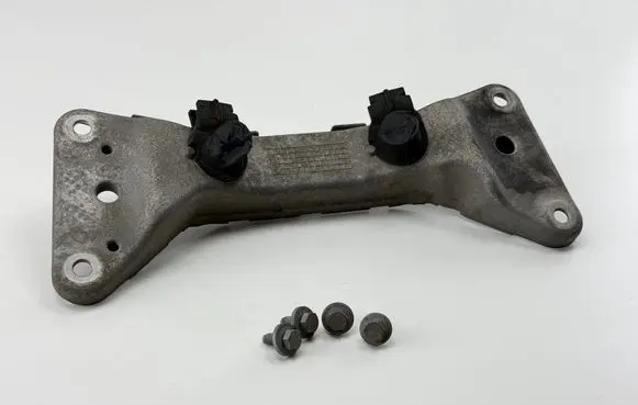 BMW 1 F20 F21 Gearbox mounting bracket 6859417
