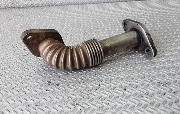Volkswagen PASSAT B4 EGR valve line/pipe/hose 028131521C