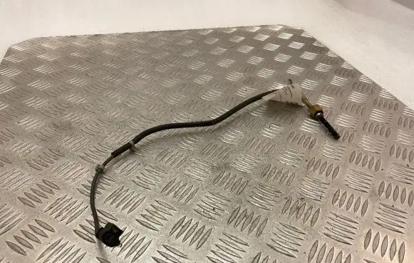 Mercedes-Benz GLC X253 C253 Exhaust gas temperature sensor A0009050805