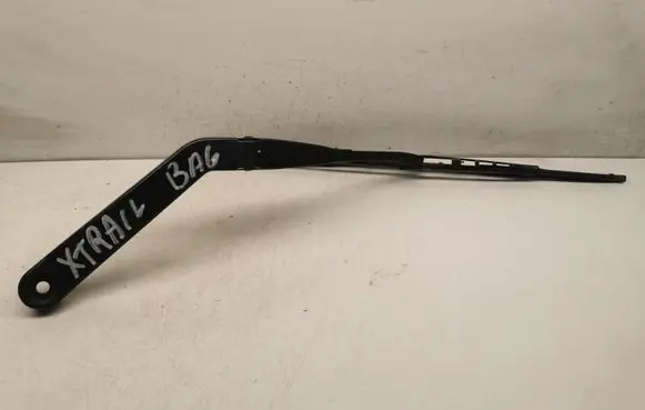 Rear wiper blade arm