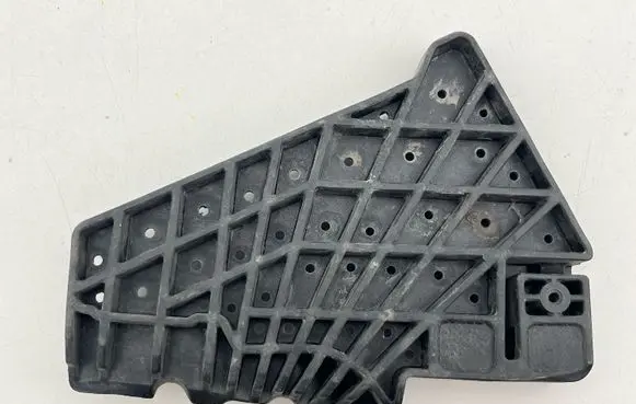Mini Clubman F54 Front bumper mounting bracket 17980710
