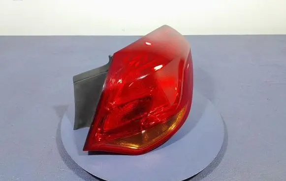 Opel Astra J Rear/tail lights 