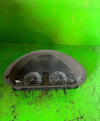 Mercedes-Benz C W203 Speedometer (instrument cluster) A2035408747