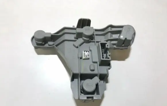 Toyota Corolla E120 E130 Tail light bulb cover holder