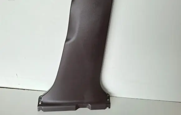 (B) pillar trim (bottom)