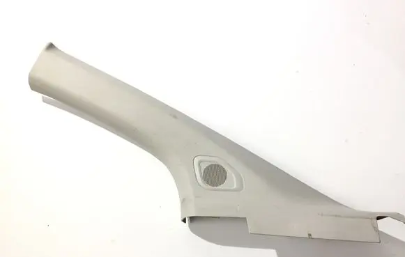 (D)pillar trim (top)
