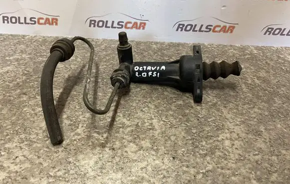 Skoda Octavia Mk2 (1Z) Clutch master cylinder 6Q0721261F
