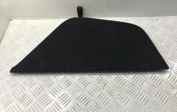 Toyota Avensis T270 Trunk/boot floor carpet liner 5840905010C1