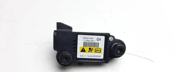 Chevrolet Captiva Airbag deployment crash/impact sensor 96631484 M5783