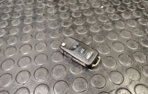 Skoda Superb B6 (3T) Ignition key/card 3T0837202L