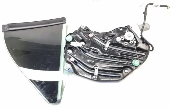 Ford Mustang VI Rear side window FR3B7629865A FR3T14A411CD