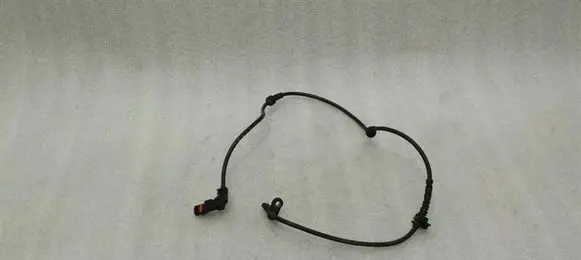 Mercedes-Benz S W221 ABS brake wheel speed sensor A2219056100