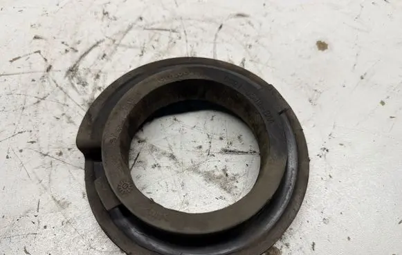 Volvo S80 Rear coil spring rubber mount 6G915599BAA