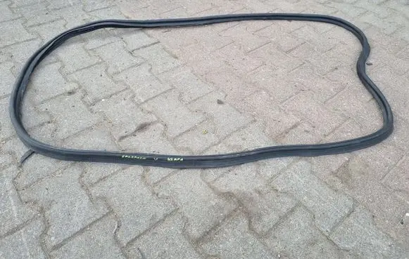 KIA Sportage Trunk rubber seal (body) 