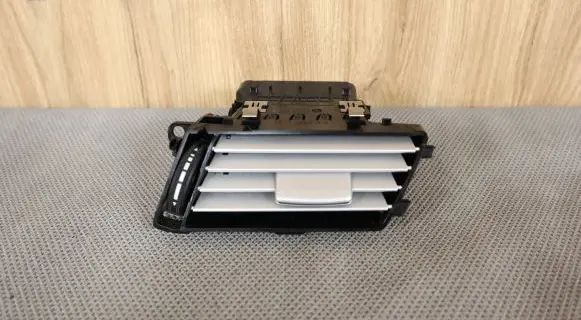 Mercedes-Benz E W212 Dashboard side air vent grill/cover trim 2128302754
