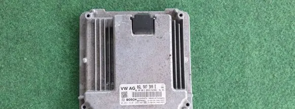 Audi A4 S4 B9 8W Engine control unit/module 06L907309E